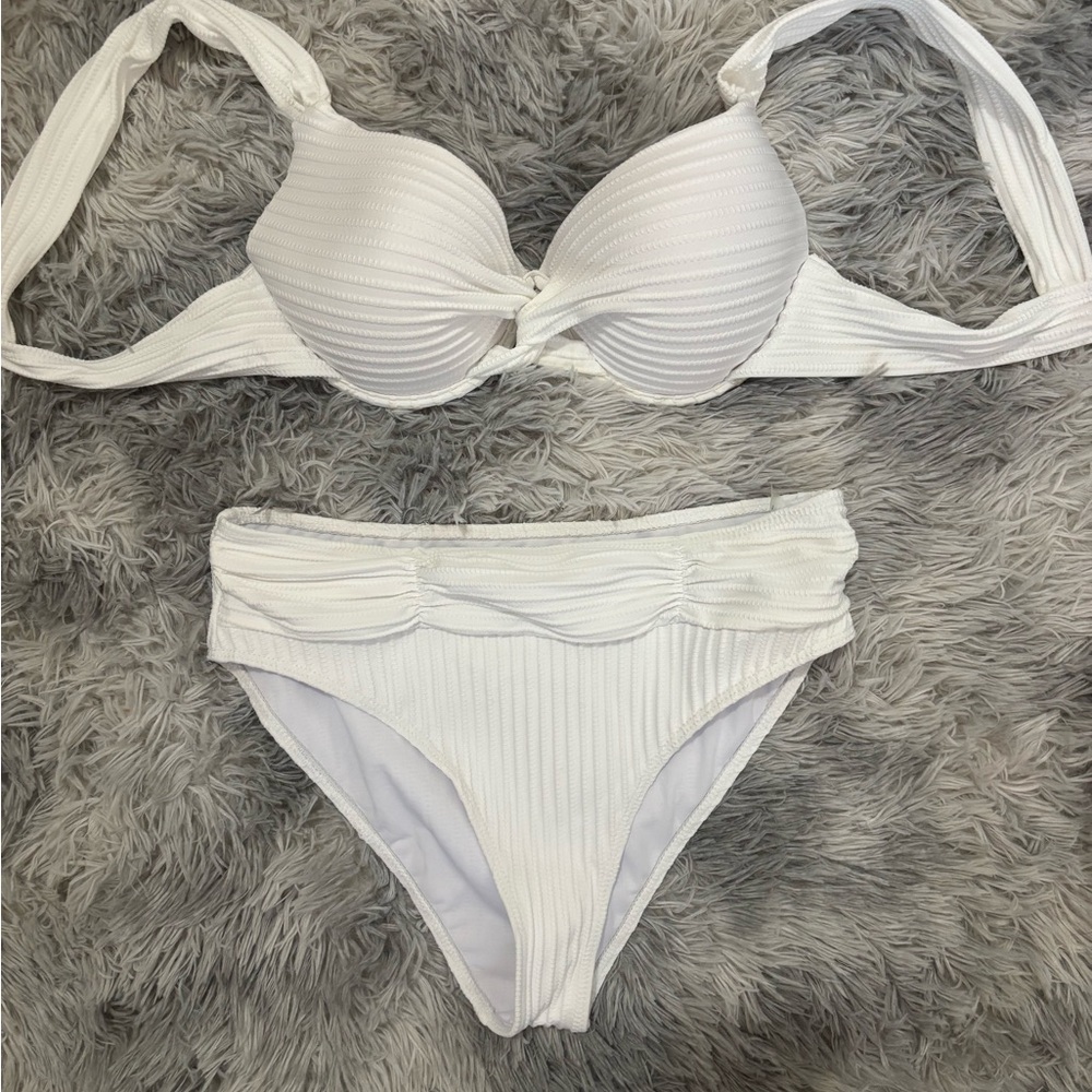 SHEIN White Ribbed Twist-Front Bikini Set